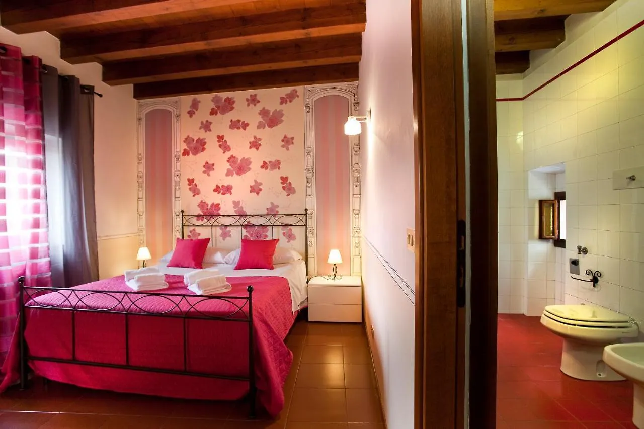 Apartments City Center Verona 0*,